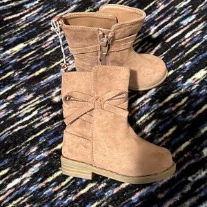 Brand New Old Navy toddler boots